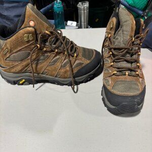 Merrell Moab Boots New!
